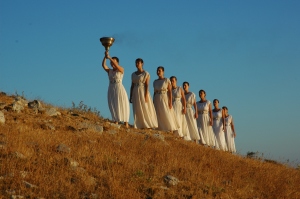 Modern Priestesses bringing the flame to the Temenos of Zeus